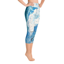 Load image into Gallery viewer, Sea Spray Yoga Capri Leggings