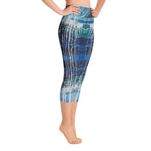 Load image into Gallery viewer, Wave Yoga Capri Leggings